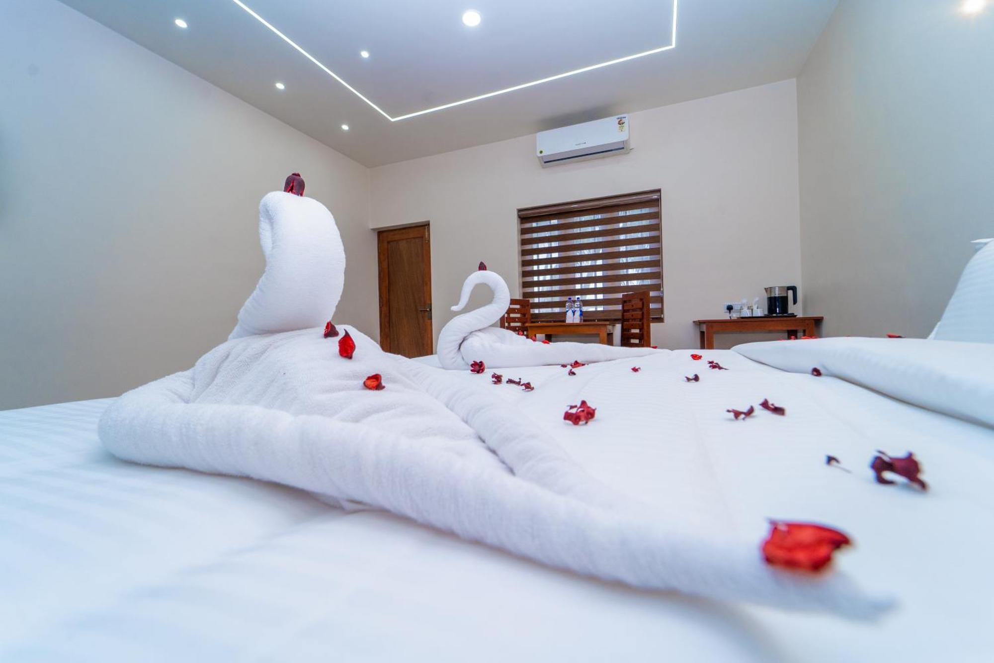 Skylar Seaview Beach Resort & Ayurveda Varkala Eksteriør billede
