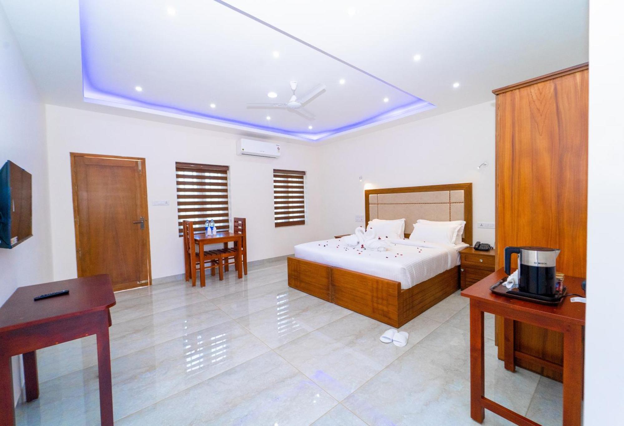 Skylar Seaview Beach Resort & Ayurveda Varkala Eksteriør billede