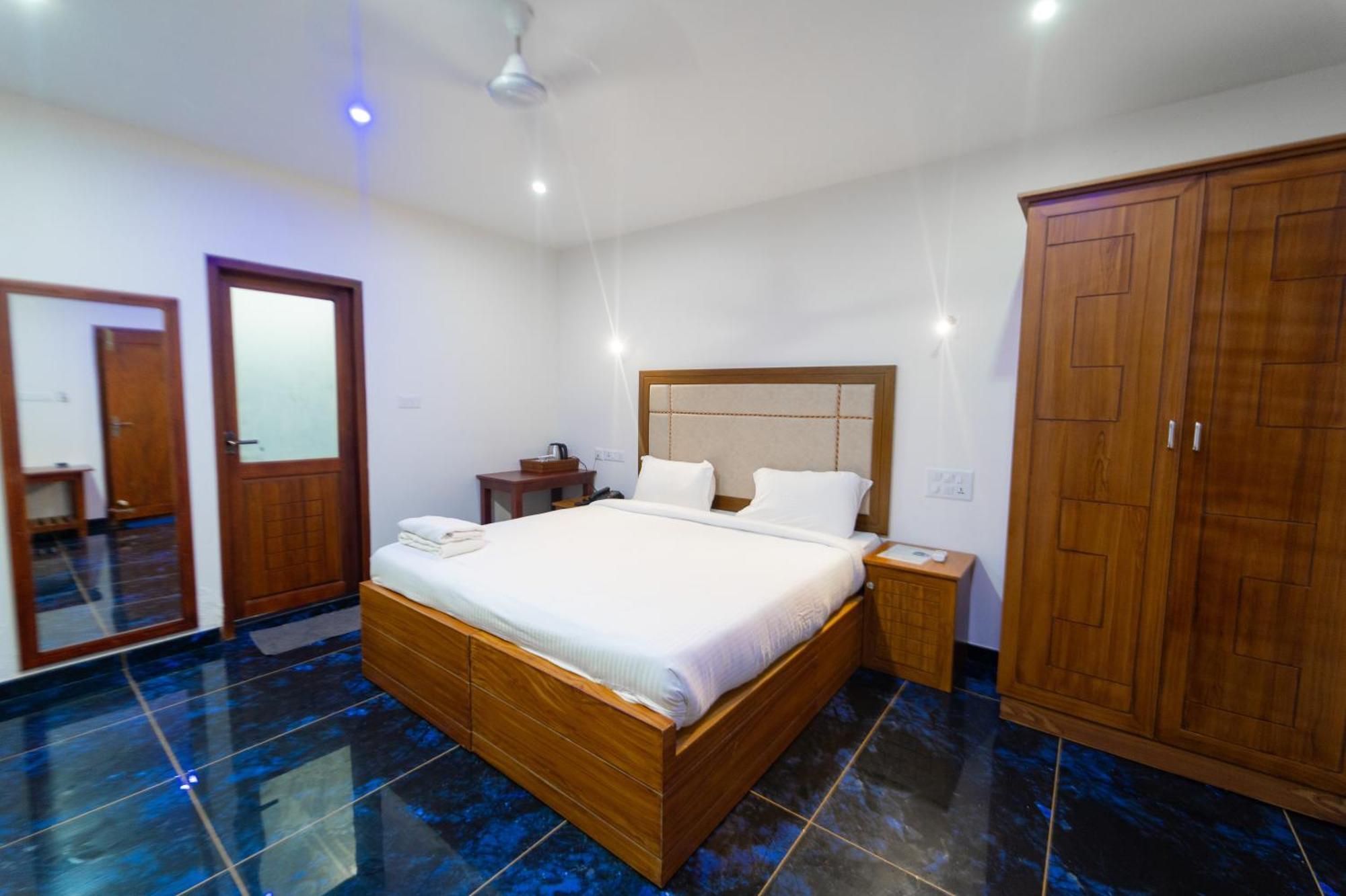 Skylar Seaview Beach Resort & Ayurveda Varkala Eksteriør billede